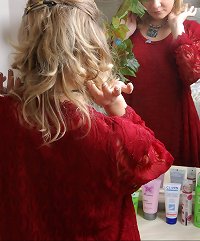 this is the sexiest older girl throating her husband and giving him a suck off